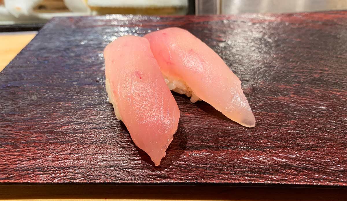 
				nakashi. 
				Sushi, sour, highball at tachizushi yokocho, nakano. 
				flickr.com. 
				Attribution-ShareAlike 2.0 Generic (CC BY-SA 2.0). 
				